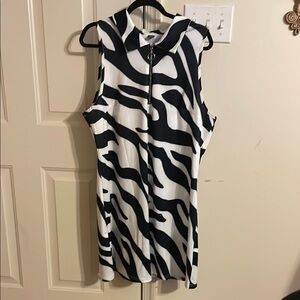 Stylish Black and White Sleeveless Dress